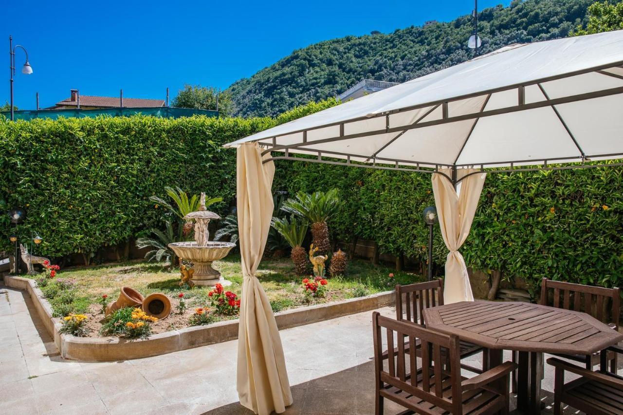 Emily'S Home Sorrento Exterior photo